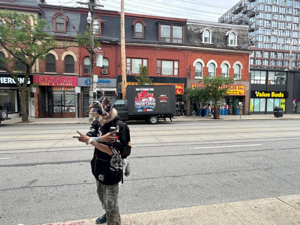 Snoop Dogg Campaign at Dundas Square - Cali to Canada Tour