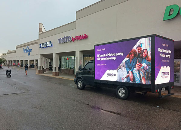 How to Choose a Mobile Billboard Company in Canada
